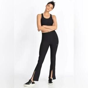 Johnny Was Calme Ease Flare Leggings M Yoga Pants Split Leg Black Athleisure